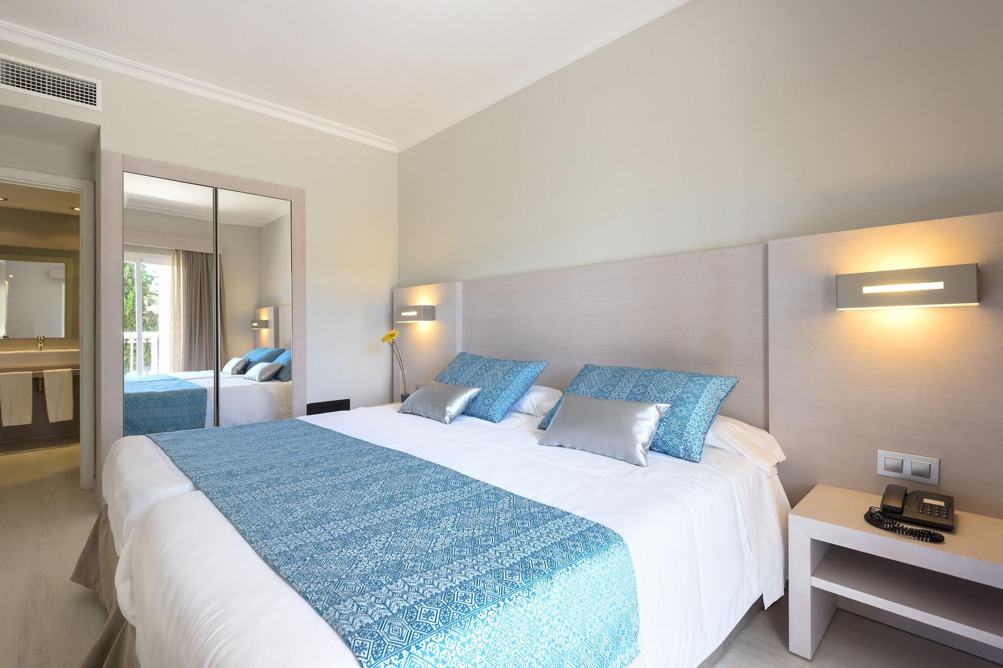 Hotel Playa Garden Selection & 4*